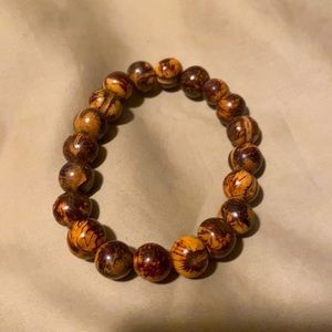 Brown wood beaded bracelet
